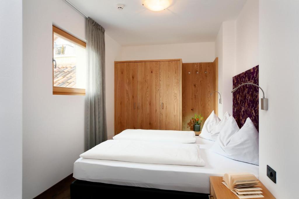 טירולו Appartement-Hotel Beatenhof חדר תמונה