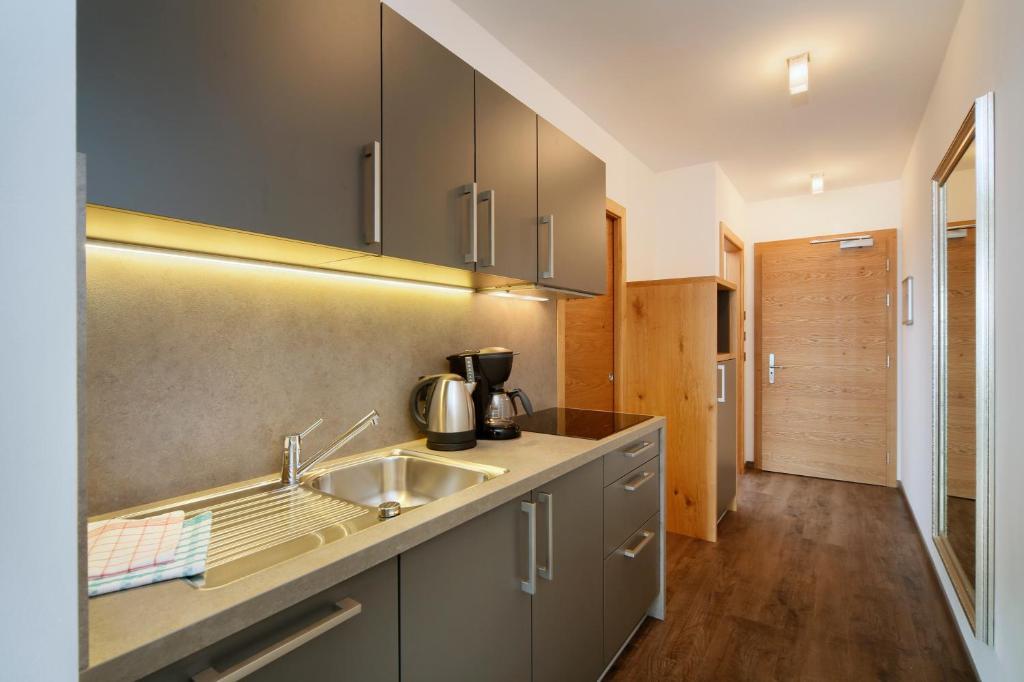 טירולו Appartement-Hotel Beatenhof חדר תמונה