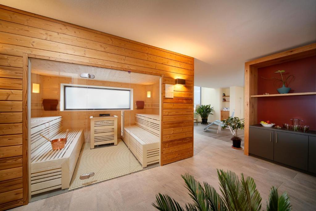 טירולו Appartement-Hotel Beatenhof מראה חיצוני תמונה