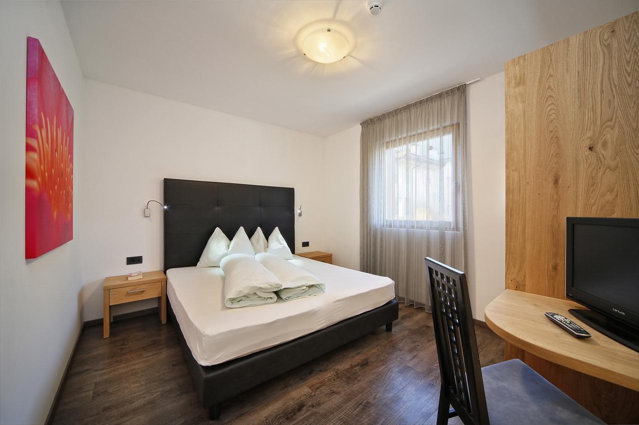 טירולו Appartement-Hotel Beatenhof מראה חיצוני תמונה